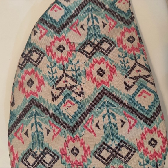 KAVU Original Rope Sling Pack with Adjustable Rope Shoulder Strap, Island Ikat